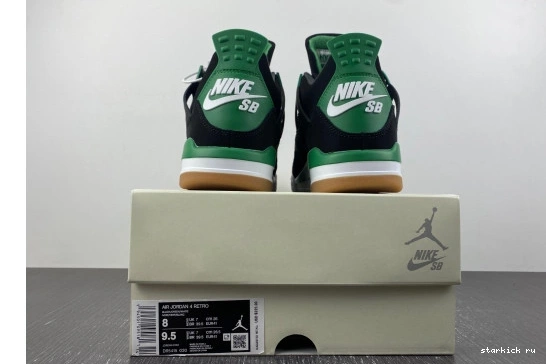 Black Jordan Retro DR5415-030 4 Green  DR5415-030   SB 0201